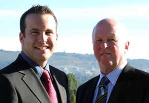 Managing Directors Ryan Skomorowski (The 
					Hotel Baru Resort) and Paul T. Clough (Queen Charlotte 
					Lodge)